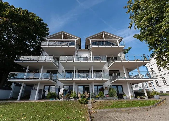 Friede Marie Finja * Sassnitz