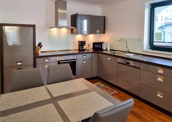 Friede Marie Finja *