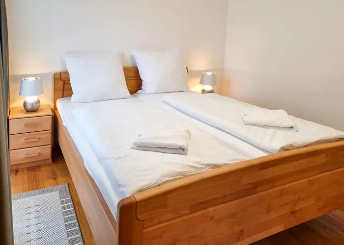 Friede Marie Finja *